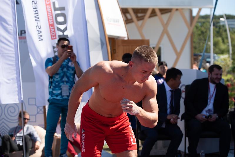 Víťaz Svetového pohára v Mas-wrestlingu Oliver Kurek z Brezna: „Šport učí človeka zodpovednosti a pokore“