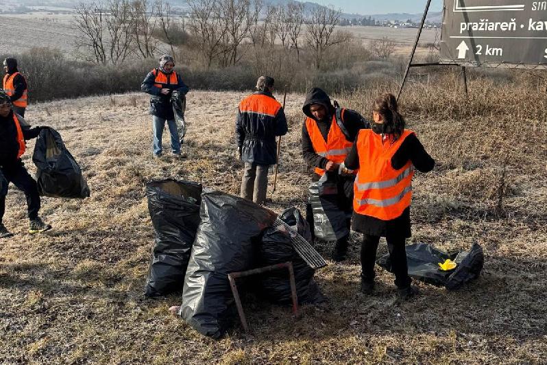 Za ešte krajšie Brezno. Technické služby robia poriadok v centre, ako aj čistili vstupy do mesta